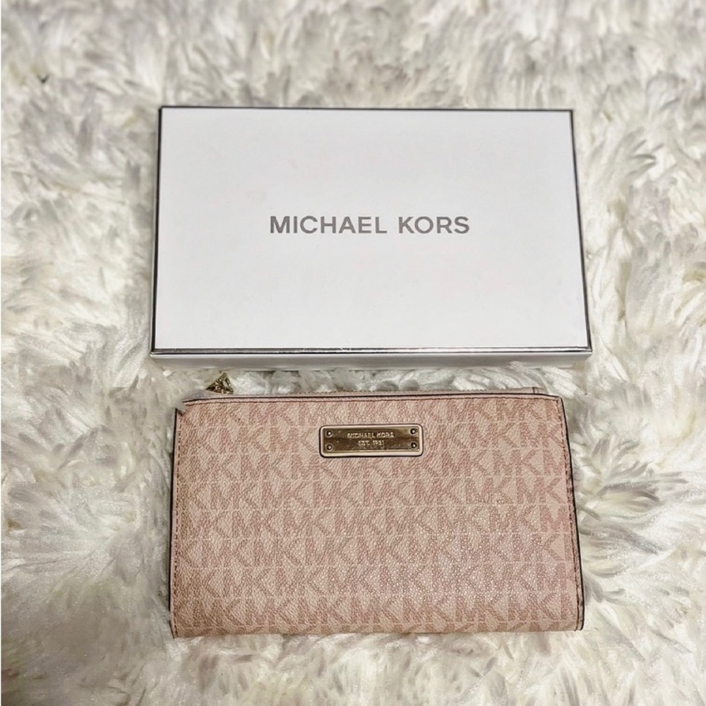 Michael Kors Large Monogram Wallet